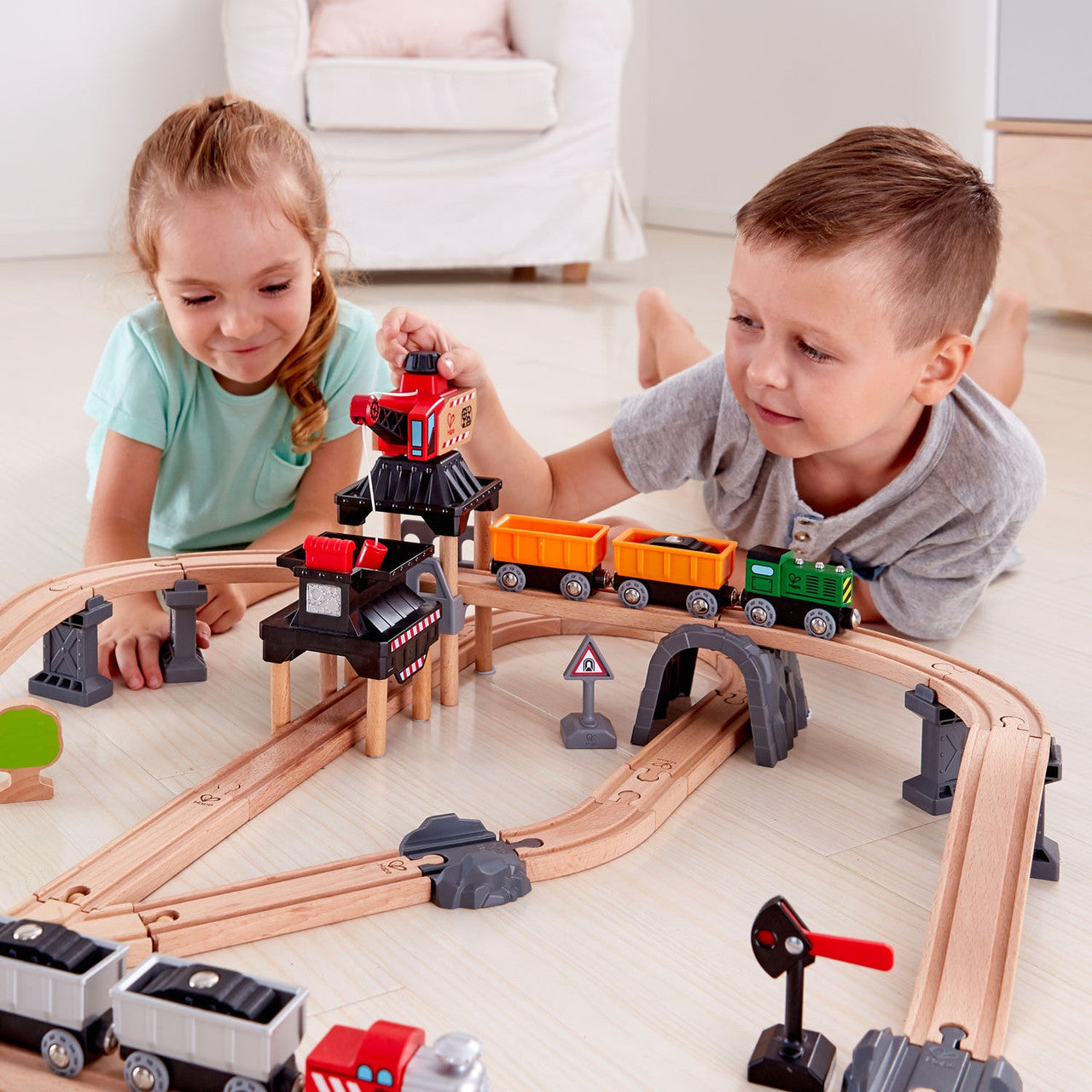 Hape Rail Mining Loader Set