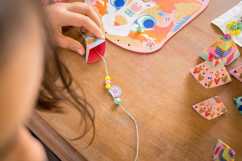 Djeco Do It Yourself - Kitty Wind Chimes