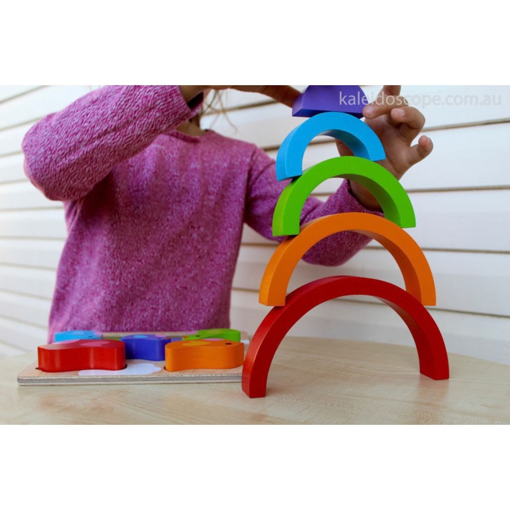 Close-up of the bird piece from the Kiddie Connect bird and rainbow wooden puzzle