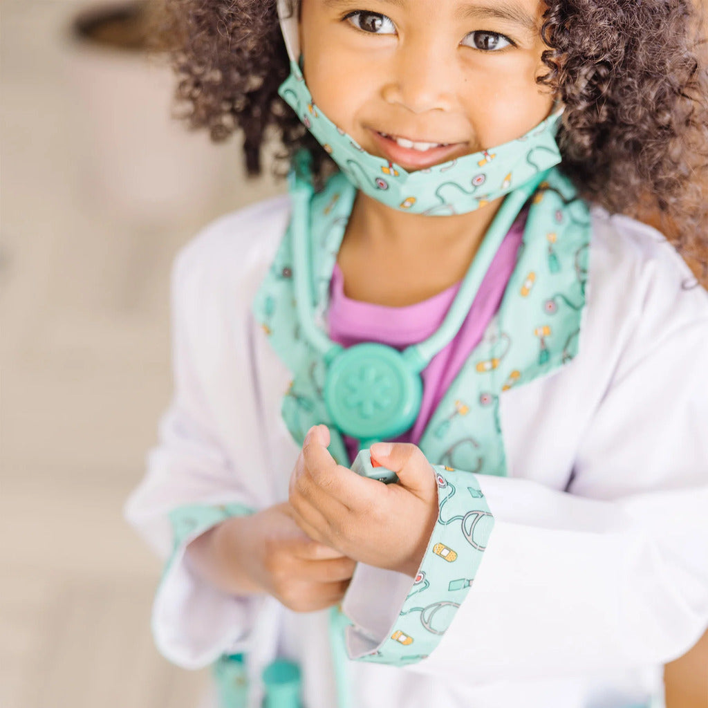 Melissa & Doug doctor role play set packaging showing the costume and accessories for children aged 3 to 6