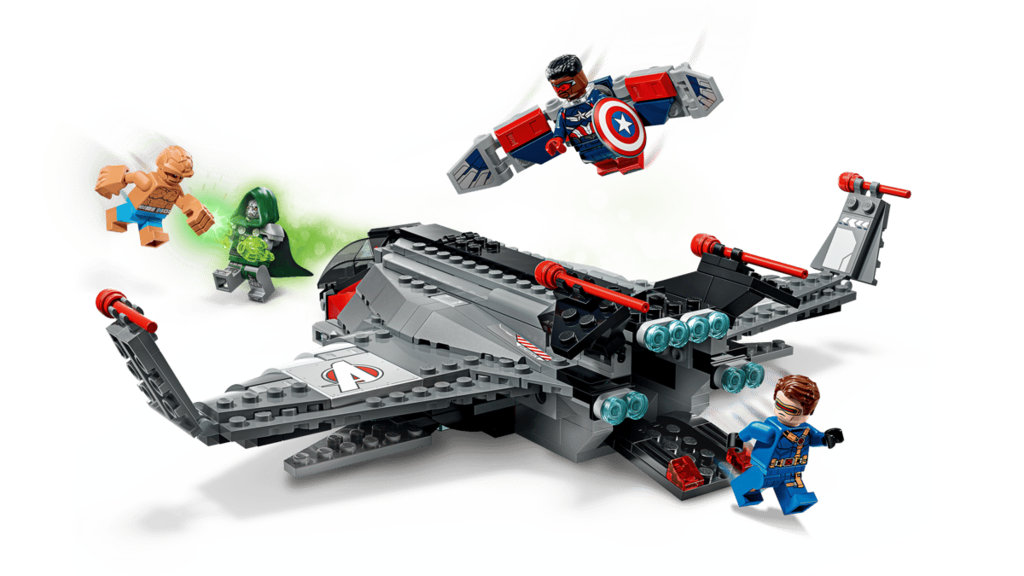 Opening top and rear panels on the LEGO Quinjet 76347 giving access to the jet's interior for play