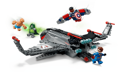 Opening top and rear panels on the LEGO Quinjet 76347 giving access to the jet's interior for play