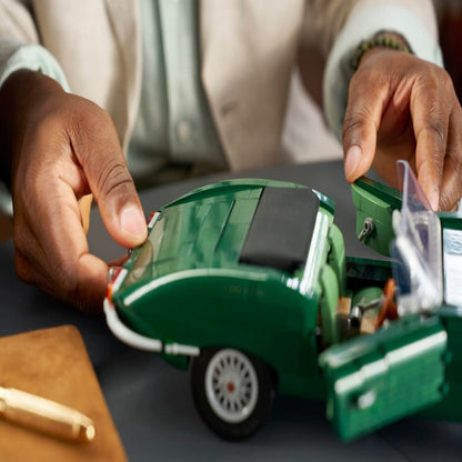 Display nameplate and stand included with the LEGO Jaguar E-Type 11381 model car set