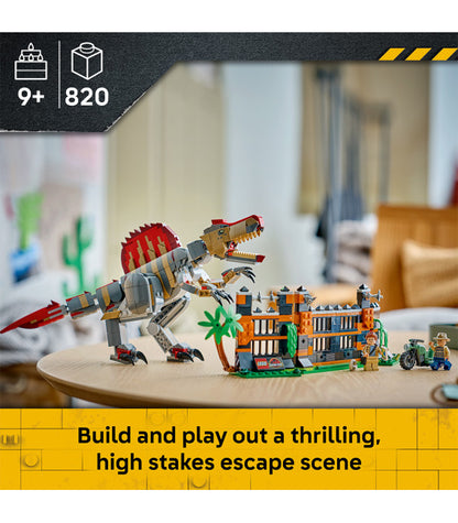 Posable leg and hip joints on the LEGO Spinosaurus Dinosaur Escape 77982 dinosaur build