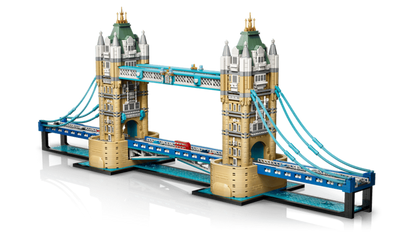 Full 89cm span of the finished LEGO Tower Bridge shown next to the box for scale reference