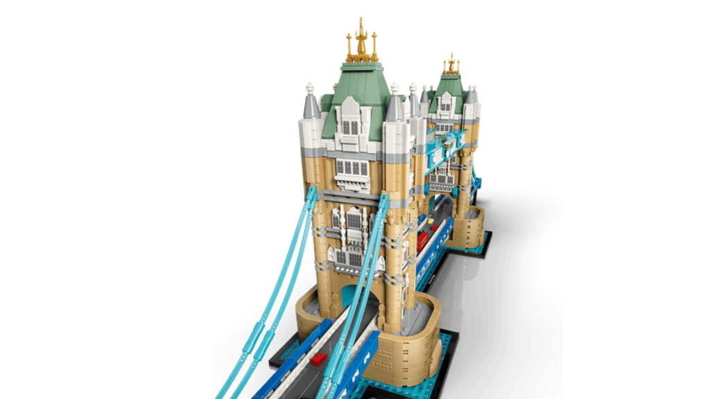 Rear view of the LEGO Tower Bridge 21067 showing the walkways between the two towers