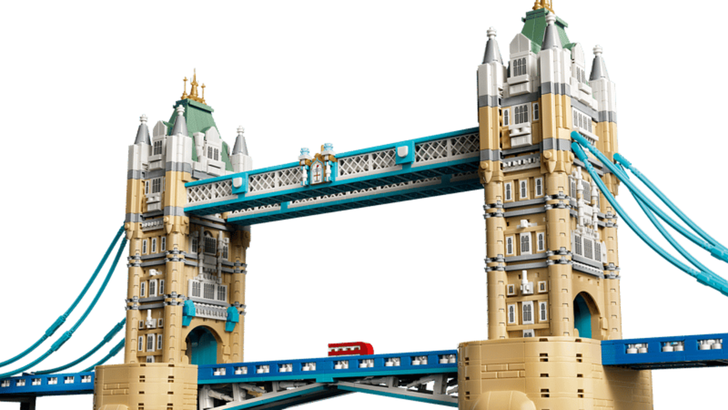 Tower roof spires and blue suspension chains on the LEGO Tower Bridge 21067 build