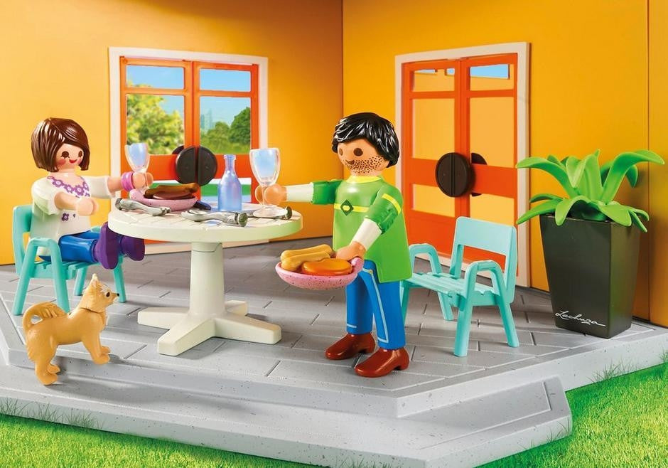 Playmobil City Life - Modern House 9266 **Damaged Packaging**
