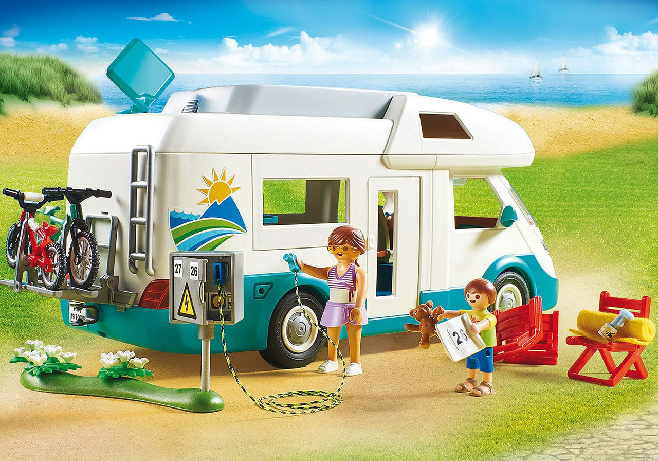 Playmobil Family Fun - Family Camper 70088
