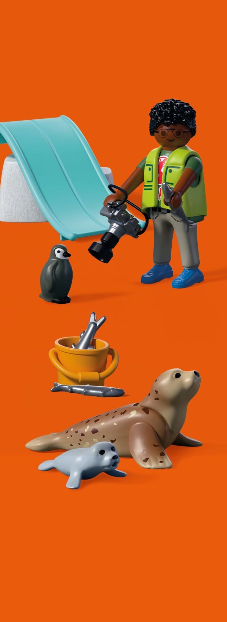 PLAYMOBIL Zoo Ice Expedition 72073 with explorer figures, emperor penguins, seals, feeding carousel and Antarctic accessories
