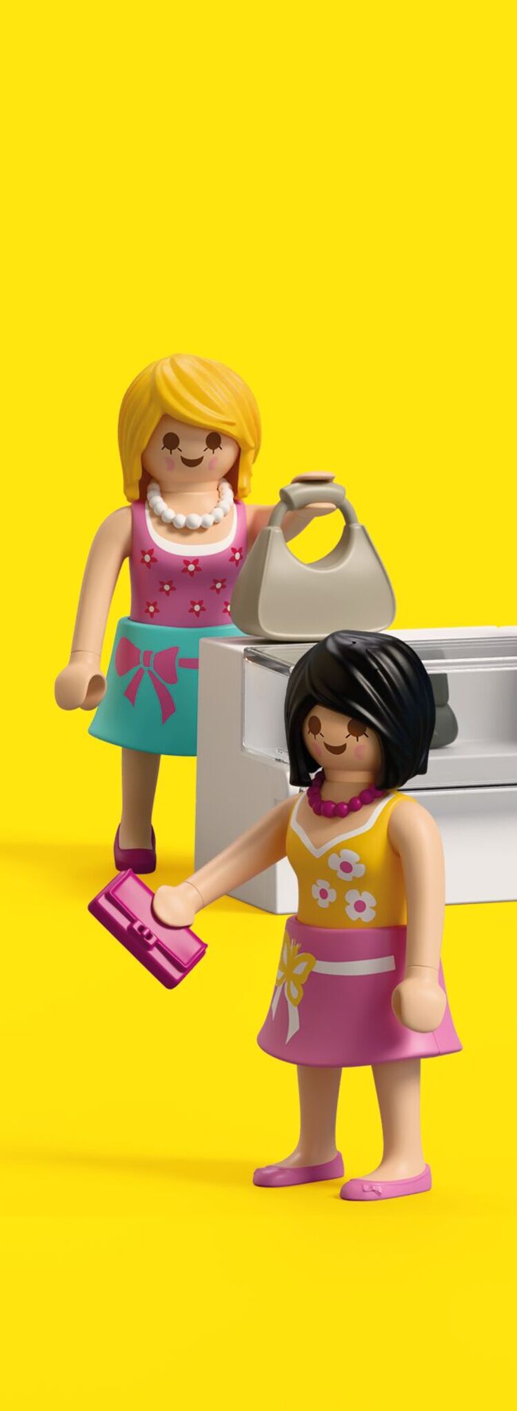 Playmobil Trendy Fashion Boutique 72081 my Life fashion shop playset with two figures, display cabinet, changing screen and accessories