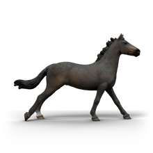 Schleich English Thoroughbred Mare 14914 hand-painted HORSE CLUB horse figurine with dark bay coat and black mane