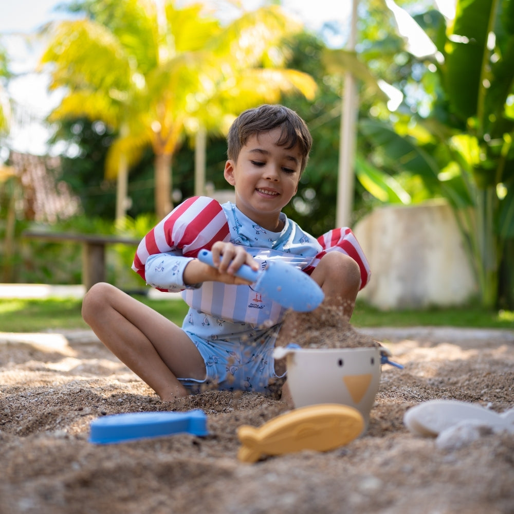Swim Essentials Sunny Seagull Beach Toys – Multicoloured Bucket, Shovel & Sand Mould Set