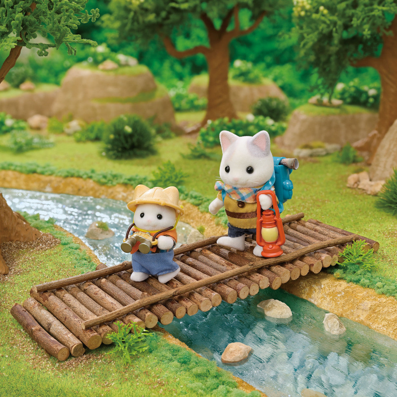 Sylvanian Families - Exciting Exploration Set -Latte Cat Brother & Baby