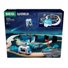 BRIO space station train set with 40 pieces, featuring the space lab, elevated railway and space rover